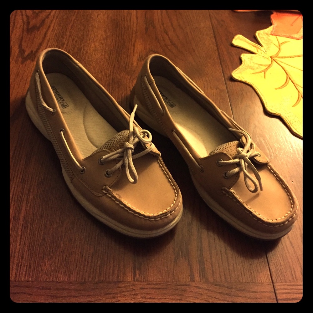 Sperry Top- Slider