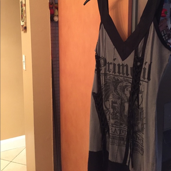 black dress - Picture 3 of 4