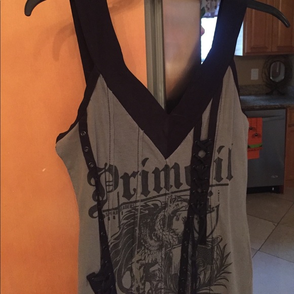 black dress - Picture 4 of 4