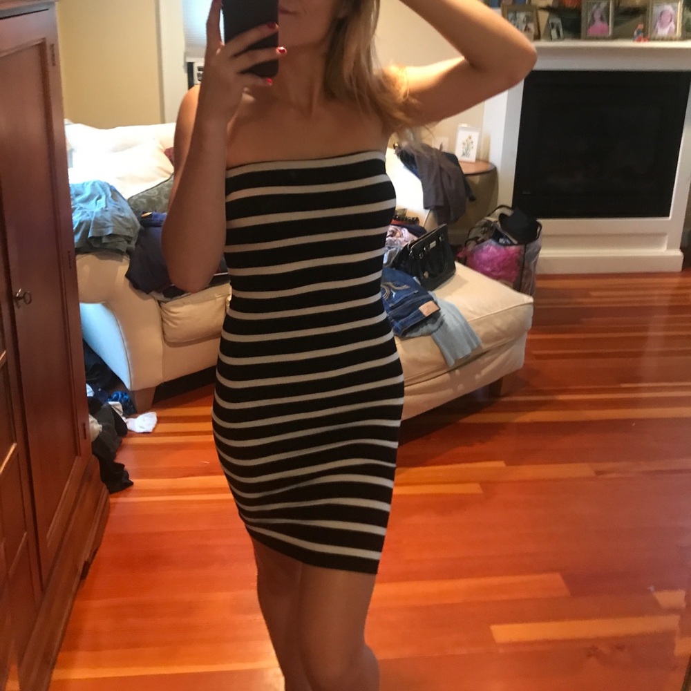 Black and white stripped cotton tube dress