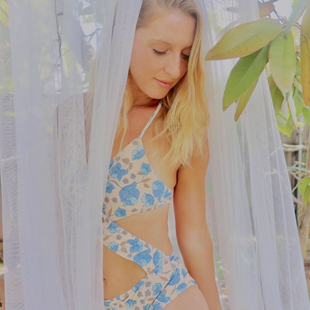 Meet your Posher, Adeline