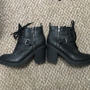 Rampage chunky combat style boot