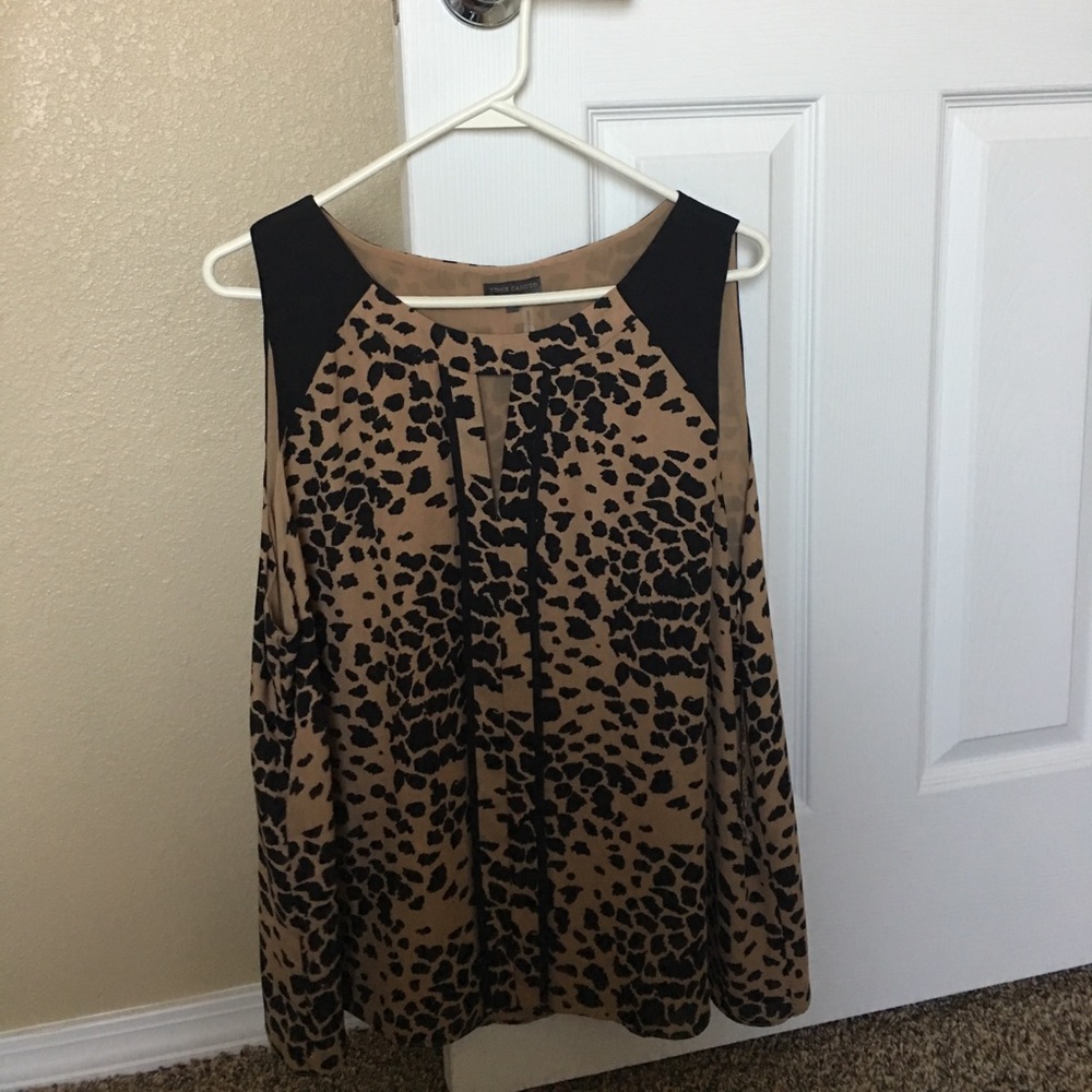 Vince Camuto Top