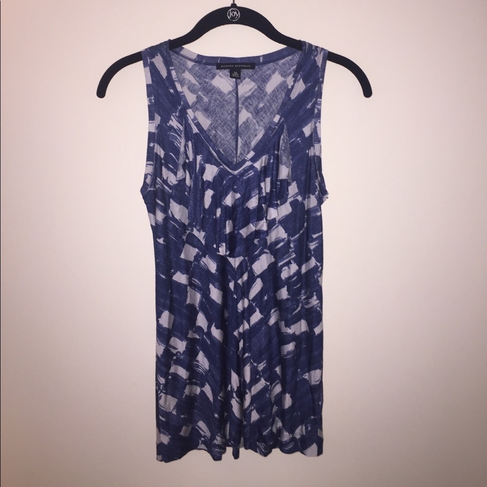 Banana Republic Ruffle Tank