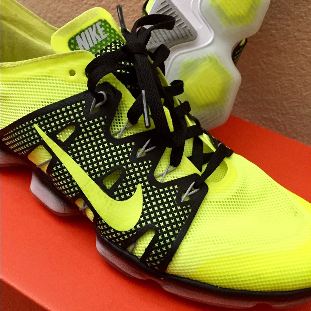 Neon yellow Nike ZOOM's