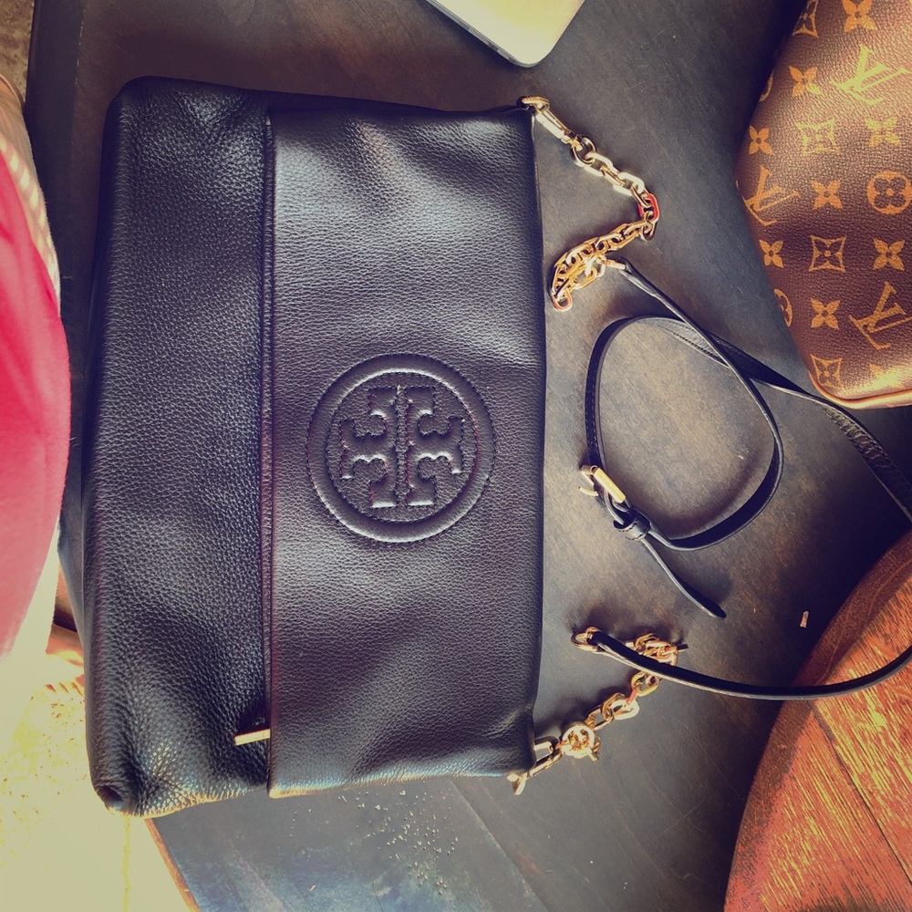 Tory Burch crossbody in excellent condition
