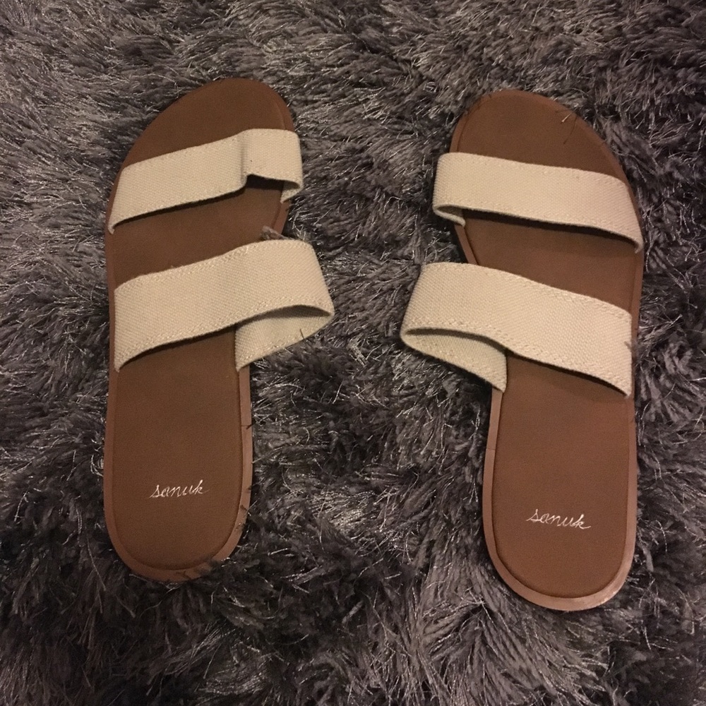 NWOT Sanuk Slide Sandals