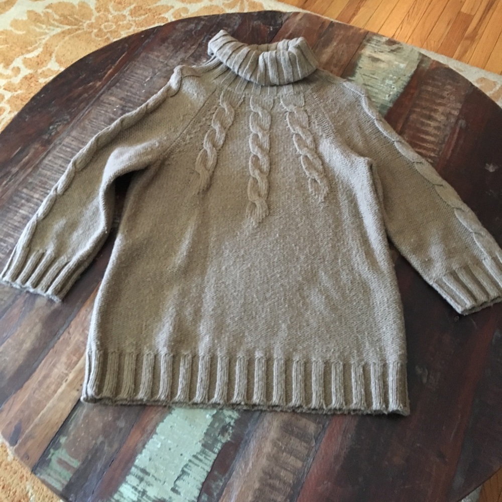 Brown sweater