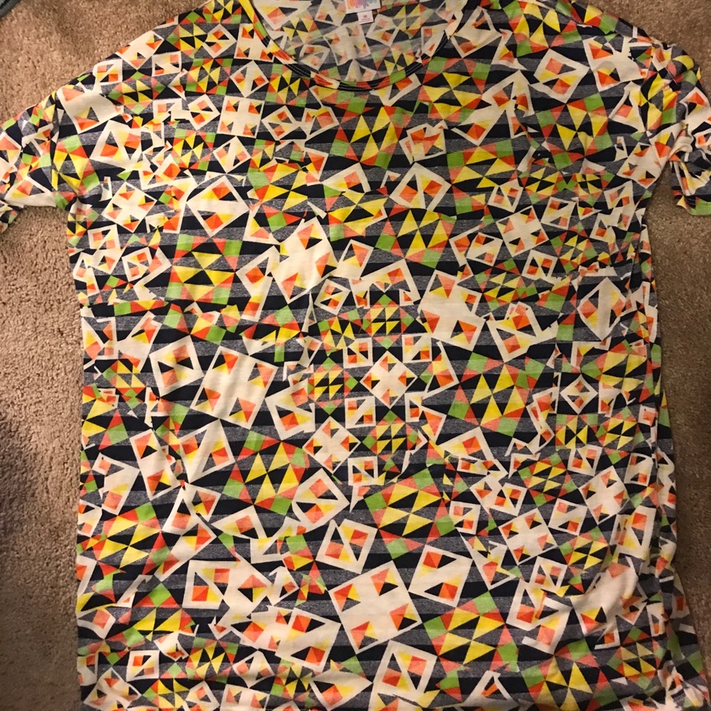 Lularoe medium Irma soft!