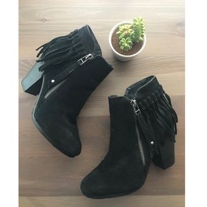 NWT Black Fringe Suede Booties