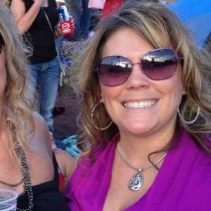 Meet your Posher, Carrie