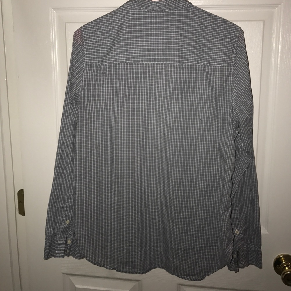 A&F blue and white gingham button down (SZ L) - Picture 4 of 4
