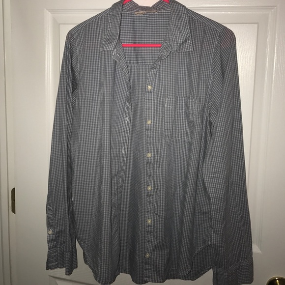 Abercrombie & Fitch Tops - A&F  blue and white gingham button down (SZ L)