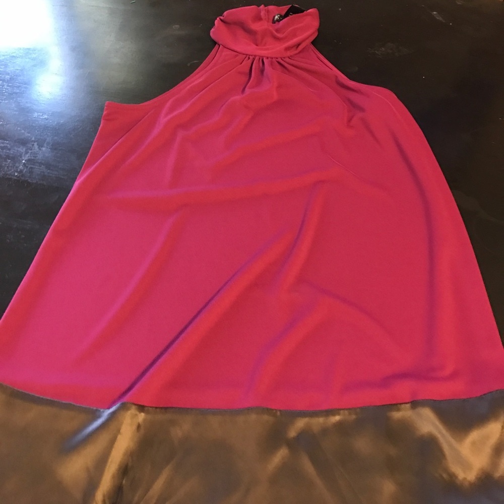 Inc Medium Two Toned Maroon / Black Top
