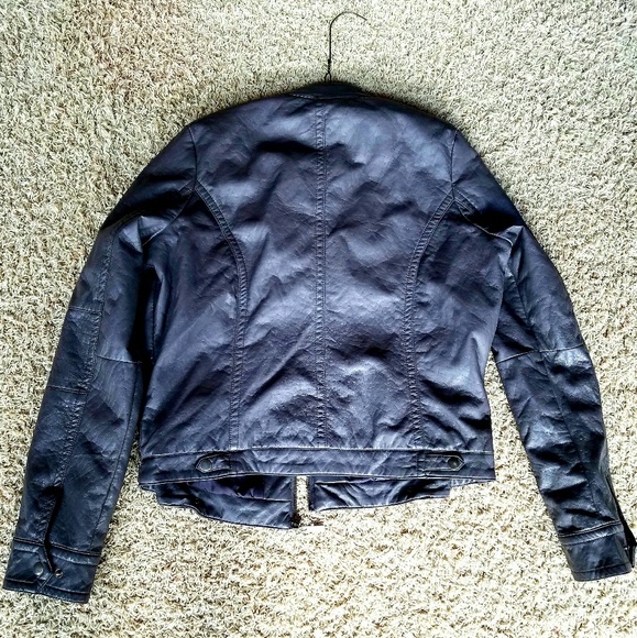 Leather jacket - Picture 2 of 2