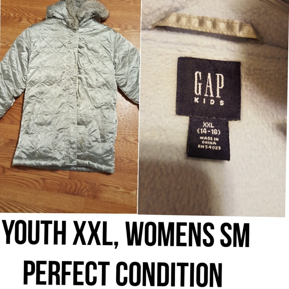 Gap puffer jacket