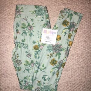 🆕 OS LULAROE LEGGINGS