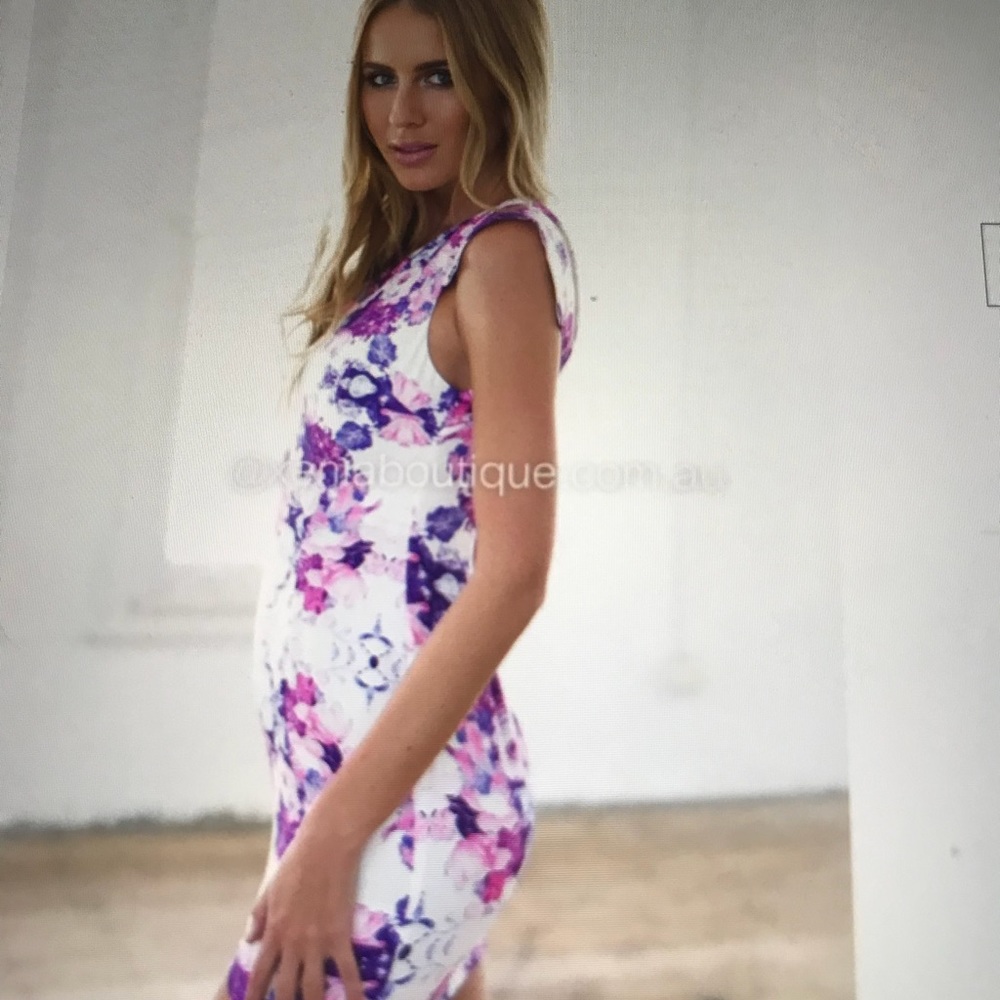 Xenia boutique bombshell purple dress