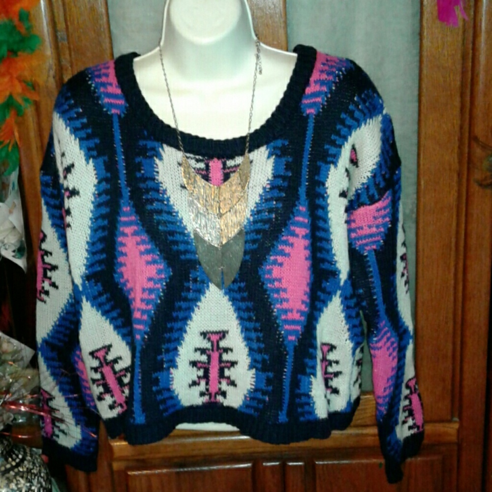 OXFORD CIRCUS ABSTRACT PRINT CROPPED SWEATER