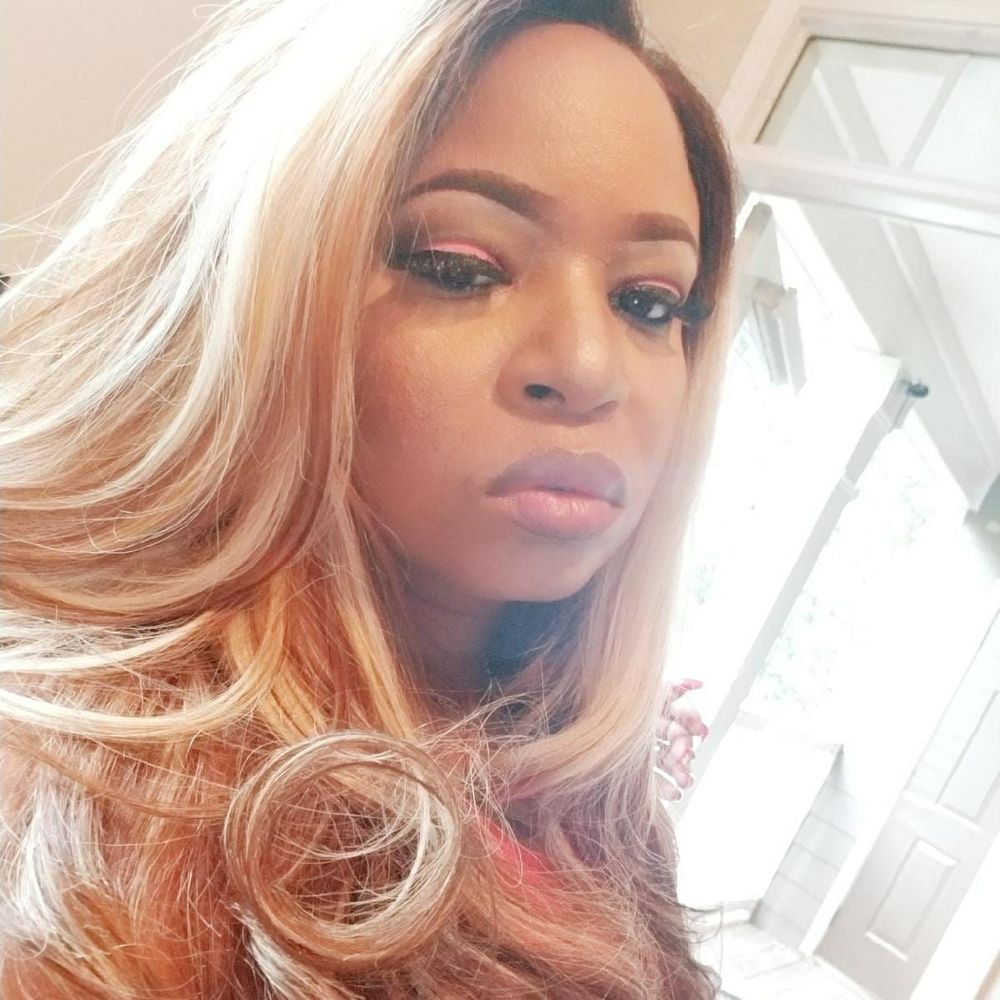 Meet your Posher, Stephanie