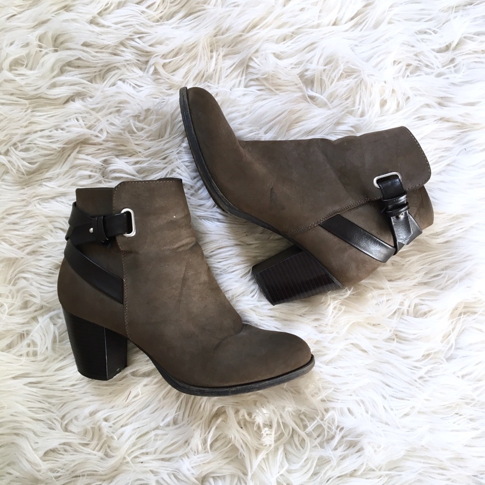 🍁Charming Charlie Booties🍁