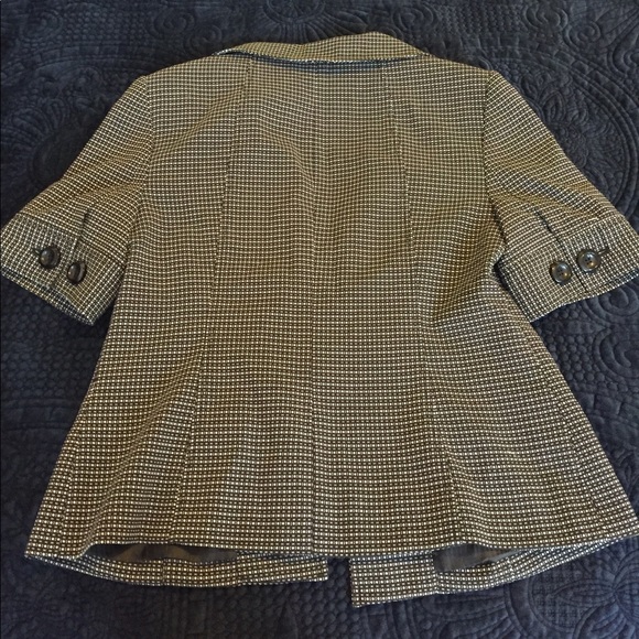 The Limited Short-Sleeve Blazer - Picture 4 of 4