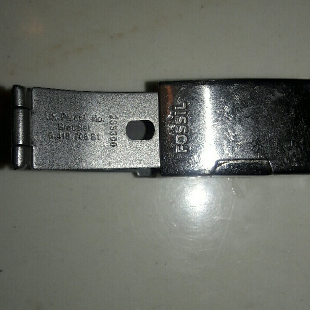 Fossil Watch - Picture 3 of 3