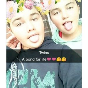 Meet your Posher, Victoria