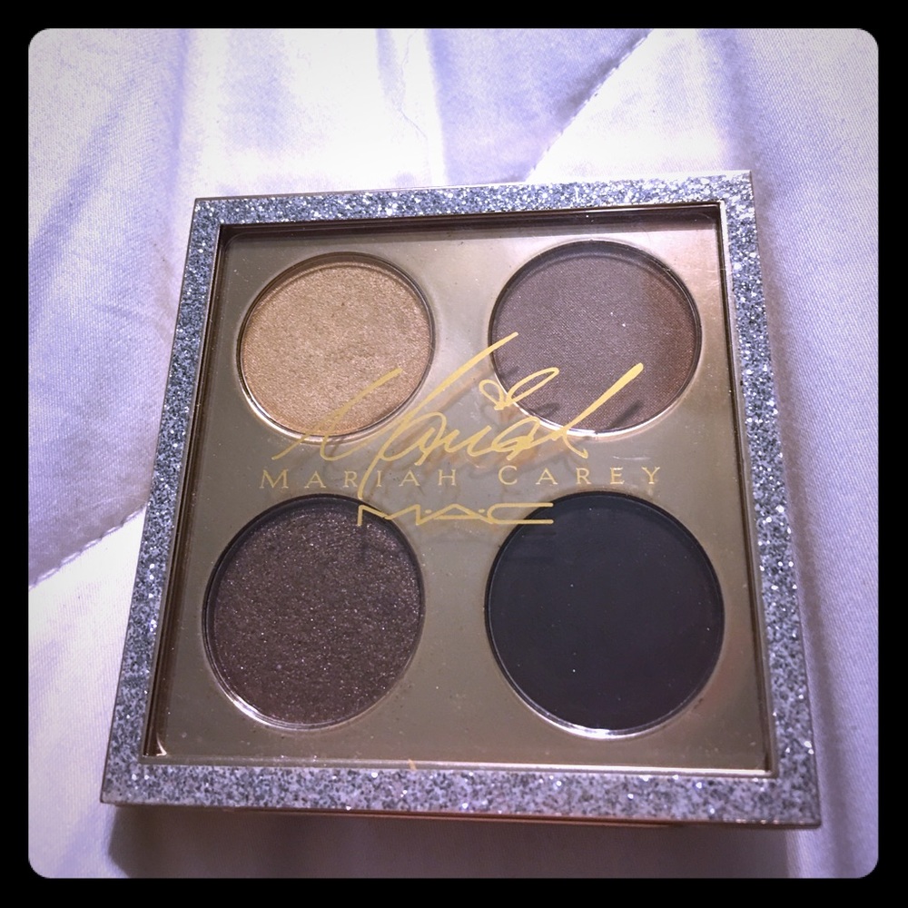 Limited Edition Mac Mariah Carey Shadow palette!