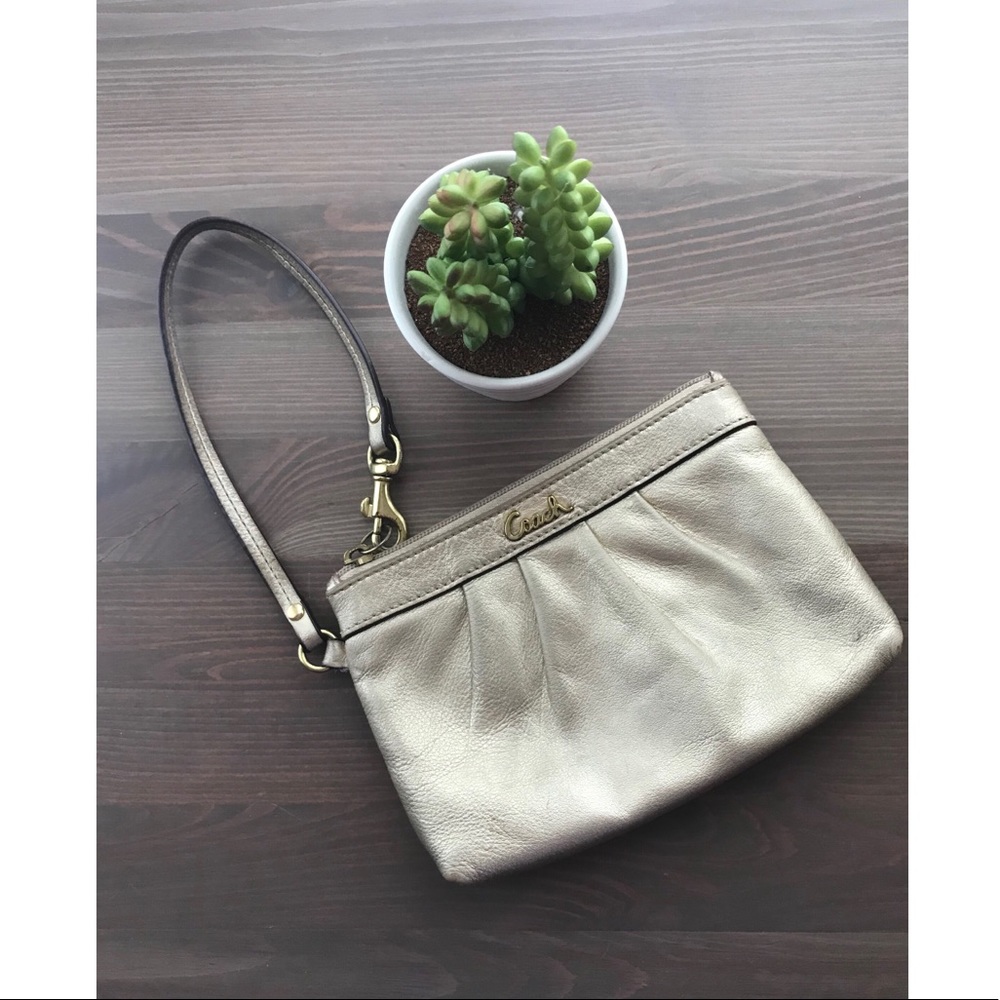 COACH Wristlet wallet