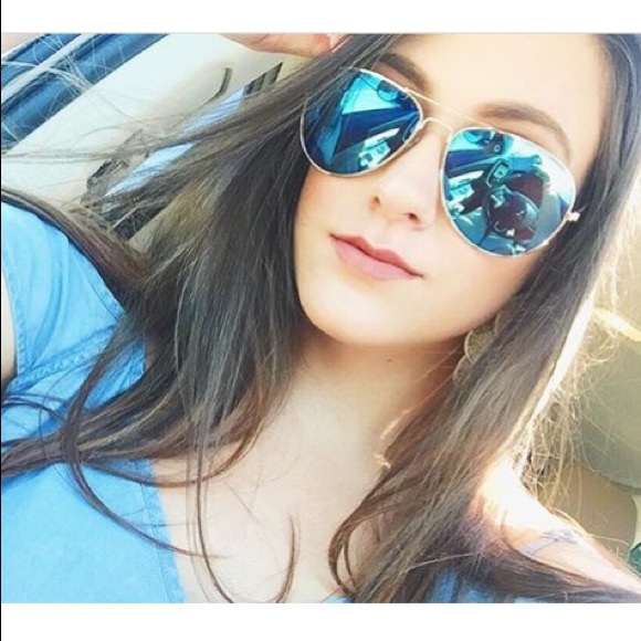 About me! ✨ - Picture 2 of 3