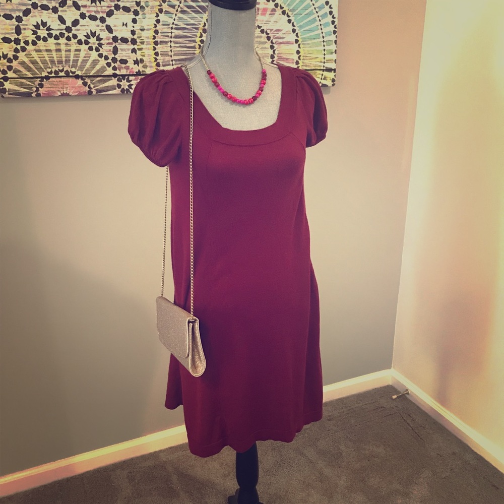 Burgundy wine knit sweater dress shirt sleeve M