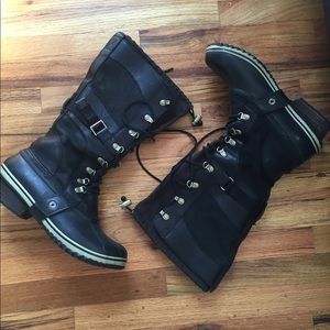SOREL women's lace up winter boot, 10