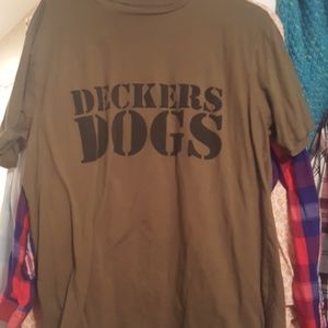 deckers dogs
