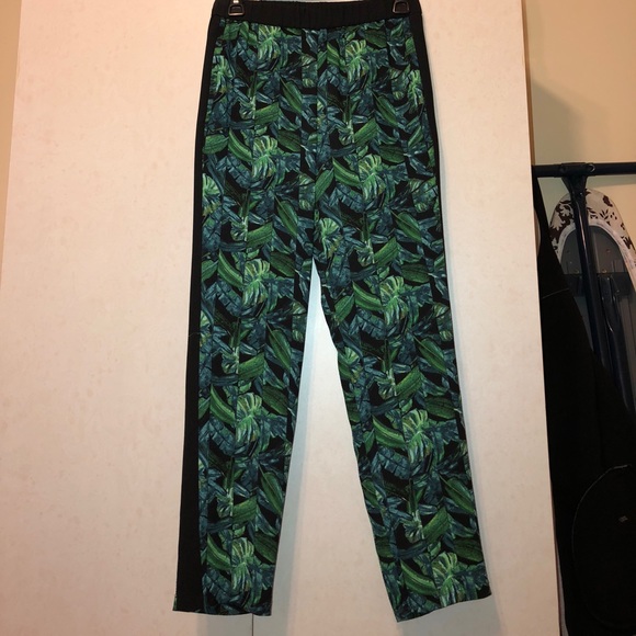 Cropped patterned pants - Picture 1 of 2