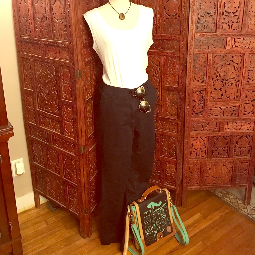 Black regular size 16 pant.