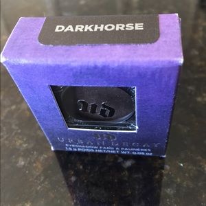 Urban Decay FULL-SIZE BNIB Shadow: DARKHORSE