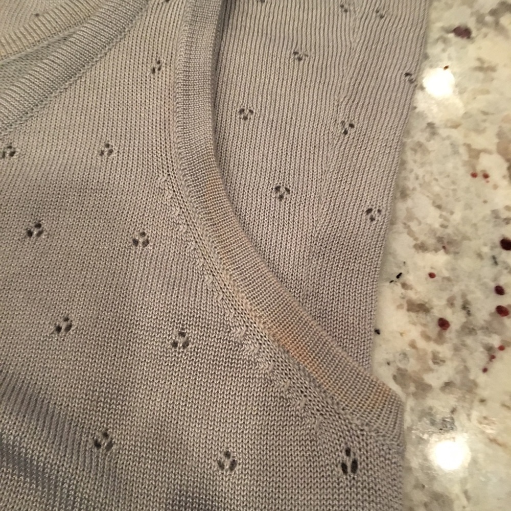 Alice + Olivia Sweater Tank 6 - Picture 5 of 7