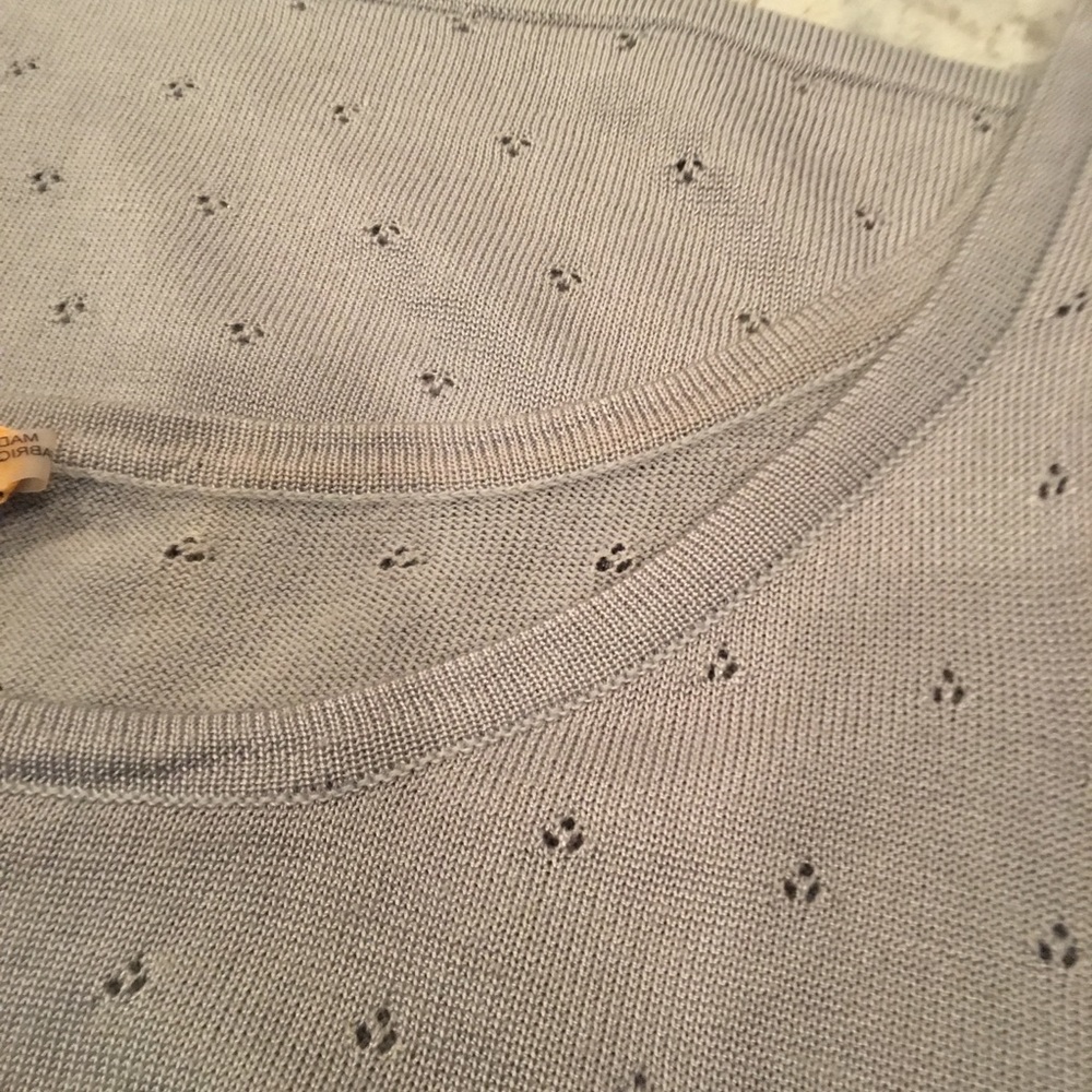 Alice + Olivia Sweater Tank 6 - Picture 6 of 7