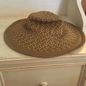 Eric Javits UPF 50+ hat