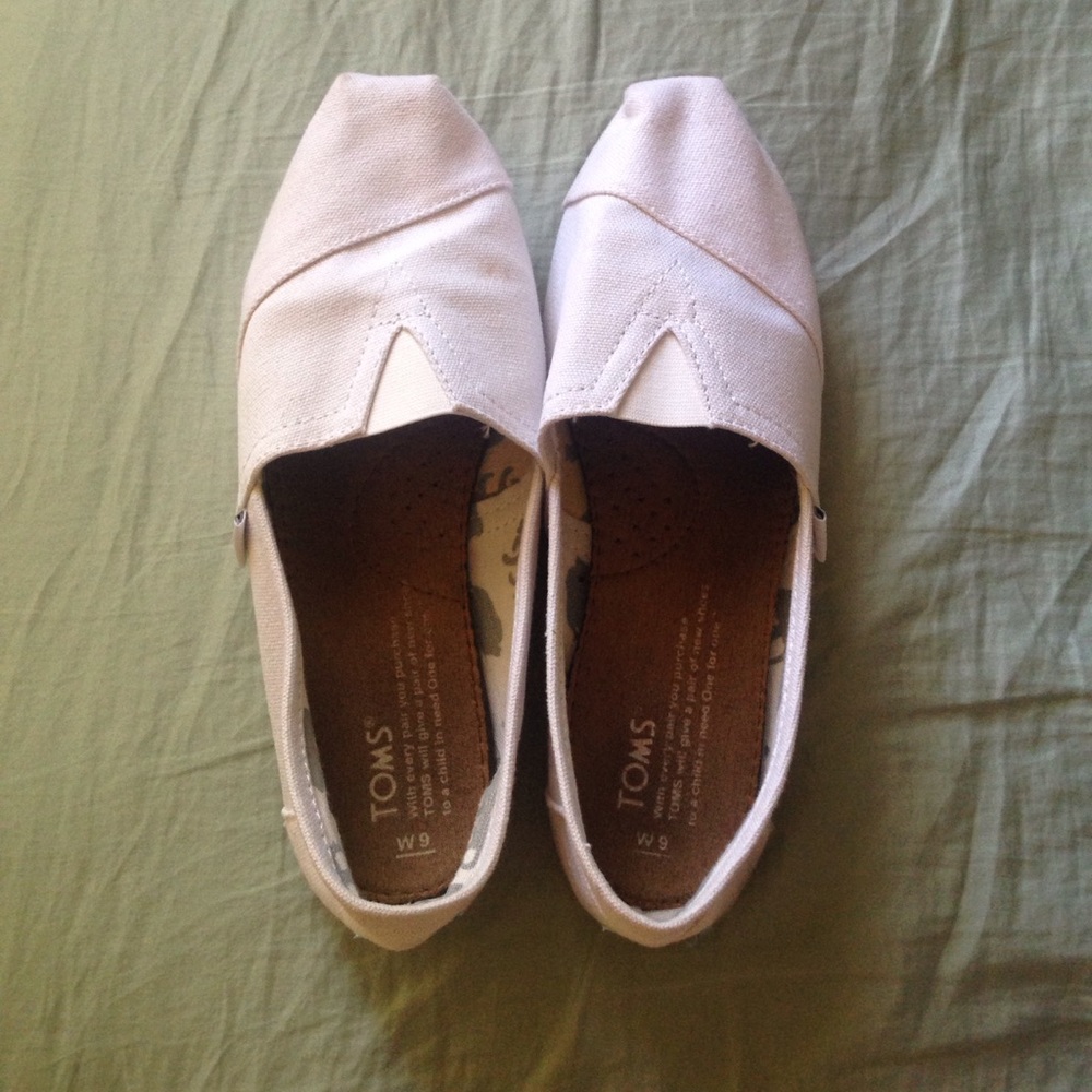 White toms