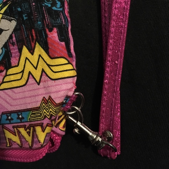 Superhero wristlet *firm price* - Picture 6 of 7