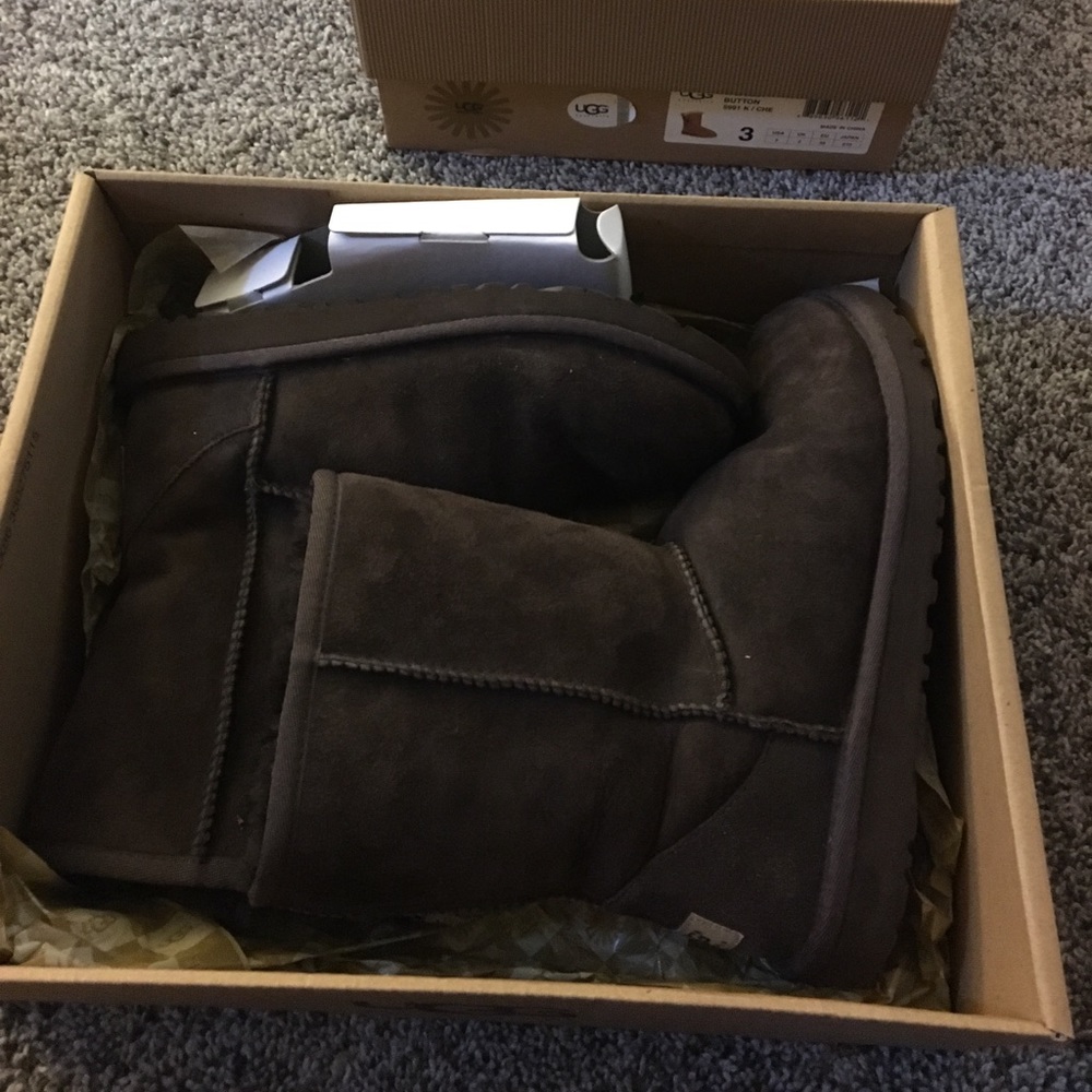 Brown Classic Uggs