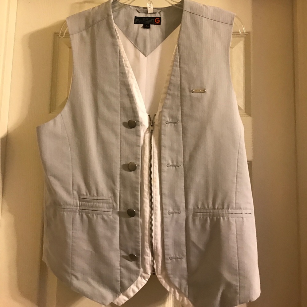 Guess white and gray vest. Front zipper