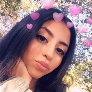 Meet your Posher, Marcela