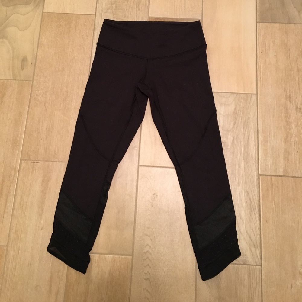 Lululemon crops
