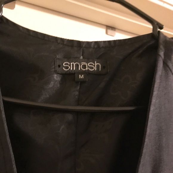 Black Cross Vest - Picture 3 of 3