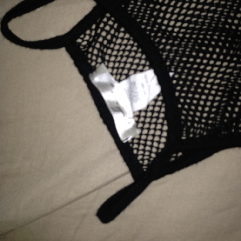 fishnet tank top crop