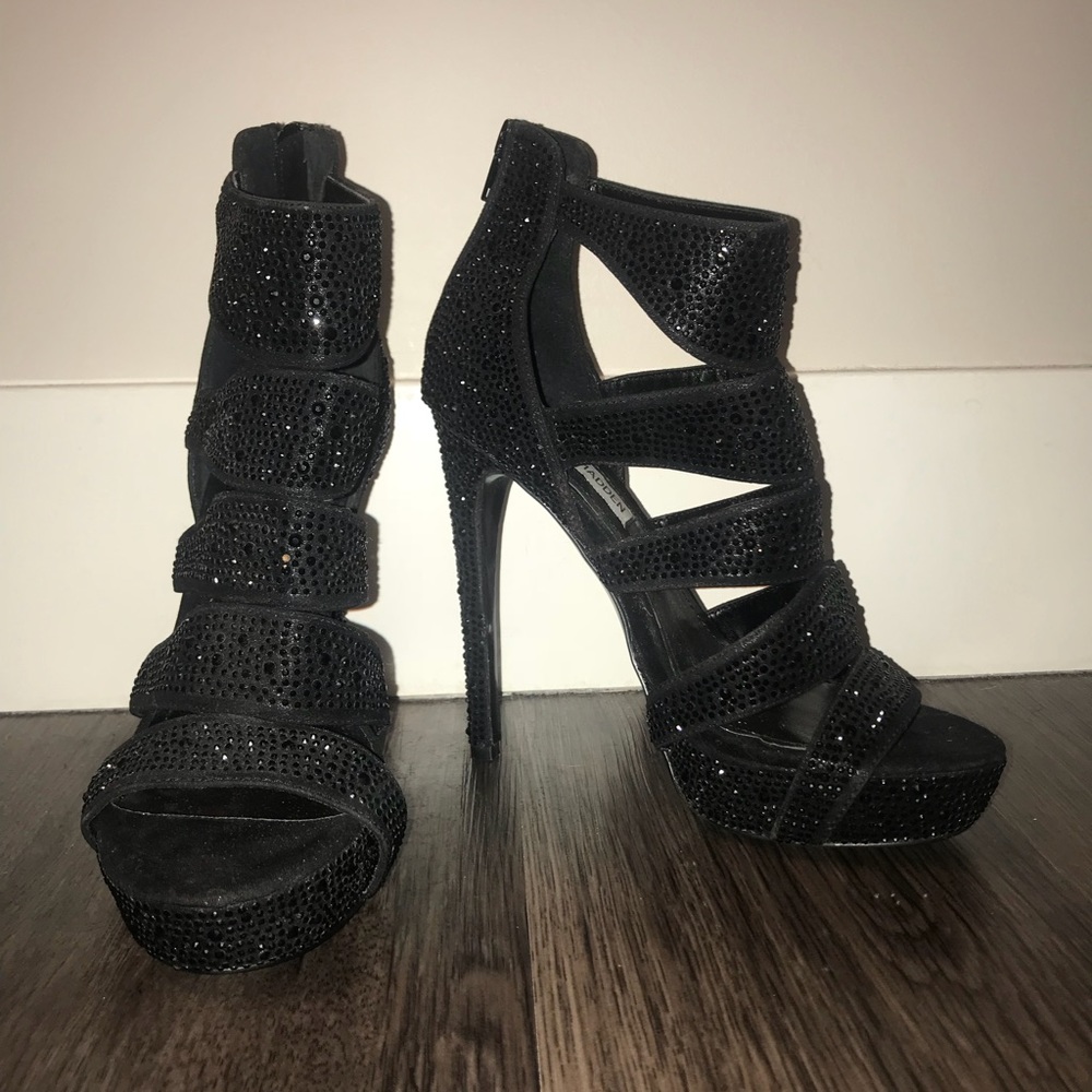 Steve Madden heels!