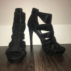 Steve Madden heels!